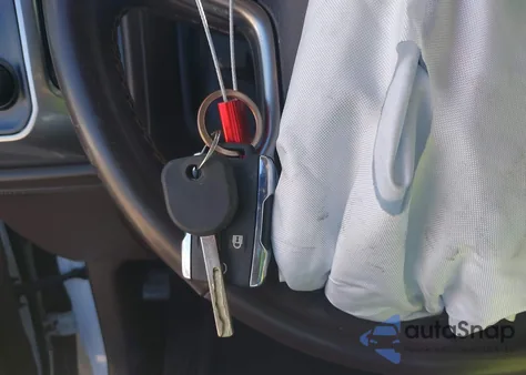 2016 Chevrolet Silverado 1500 1Lz z USA, uszkodzony, nr VIN 3GCPCSEC3GG370529